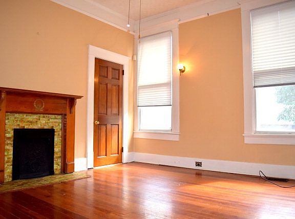 5th image of 1416 Stovall St #1416