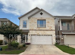 2105 Town Centre Dr UNIT 28, Round Rock, TX 78664