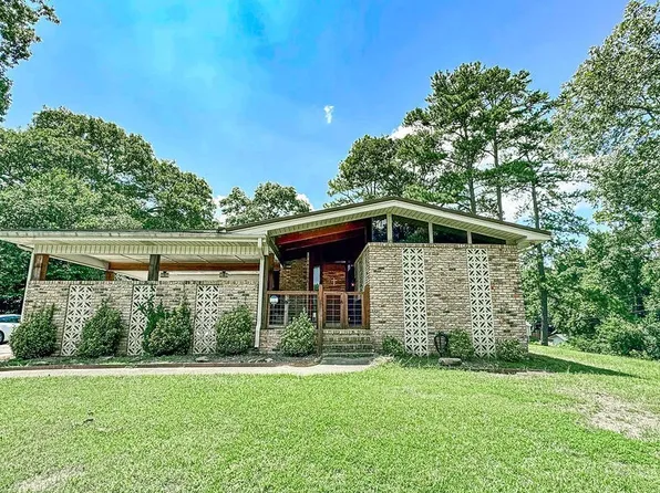 6626 Julia Cir, Leeds, AL 35094