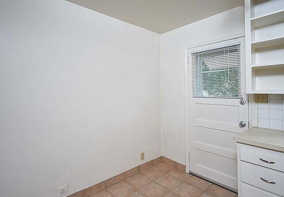 4th image of 1715 S 800 E