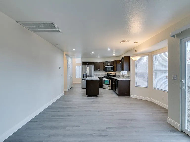 1738 Toltec Cir — Photo 21