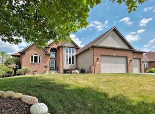 3903 Westlake Village Dr, Winnebago, IL 61088