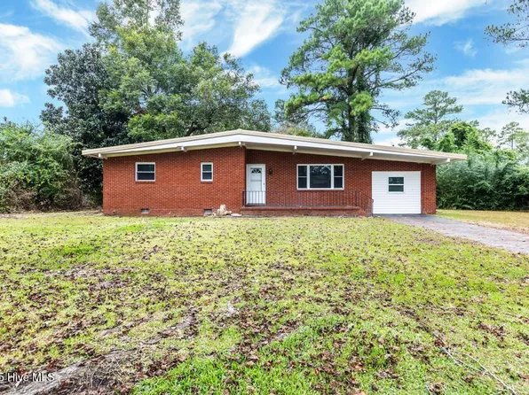 100 Melody Lane, Jacksonville, NC 28540