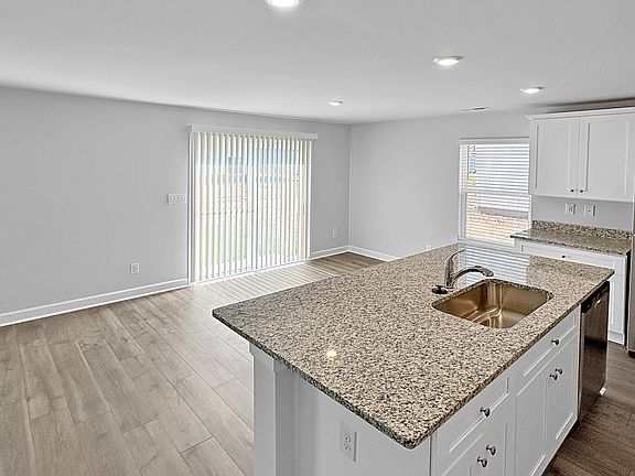 2nd image of 2319 Alberto Dr