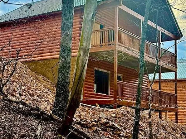 2951 Fiddlers Creek Way, Pigeon Forge, TN 37863