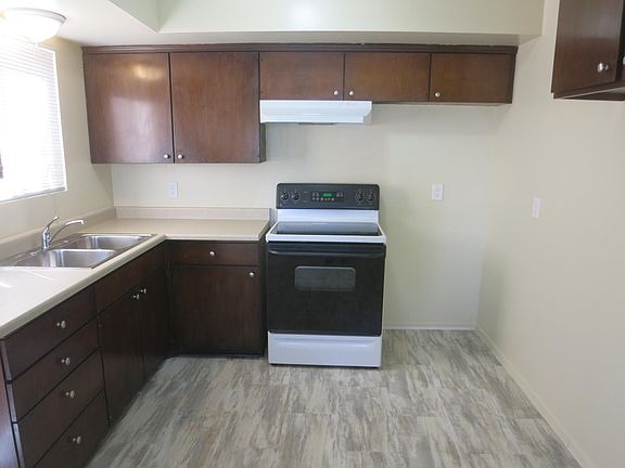 4th image of 25263 Shepardson Dr APT 1