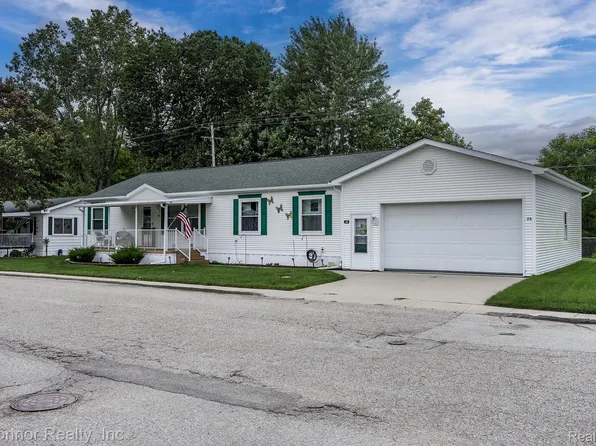 3333 Ravenswood Rd Lot 26, Marysville, MI 48040