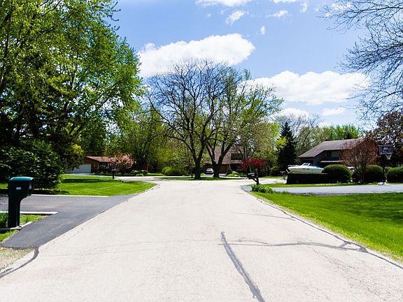 Culdesac view from street
