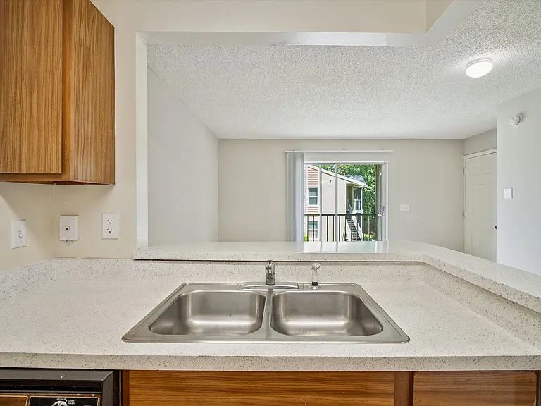 Latigo 27 — Photo 79