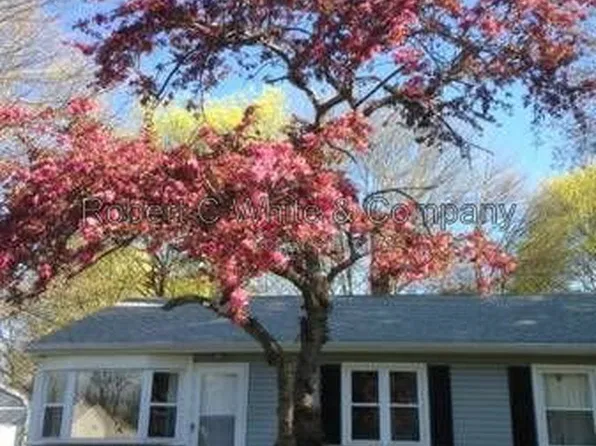 5 Richard Way, East Haven, CT 06512
