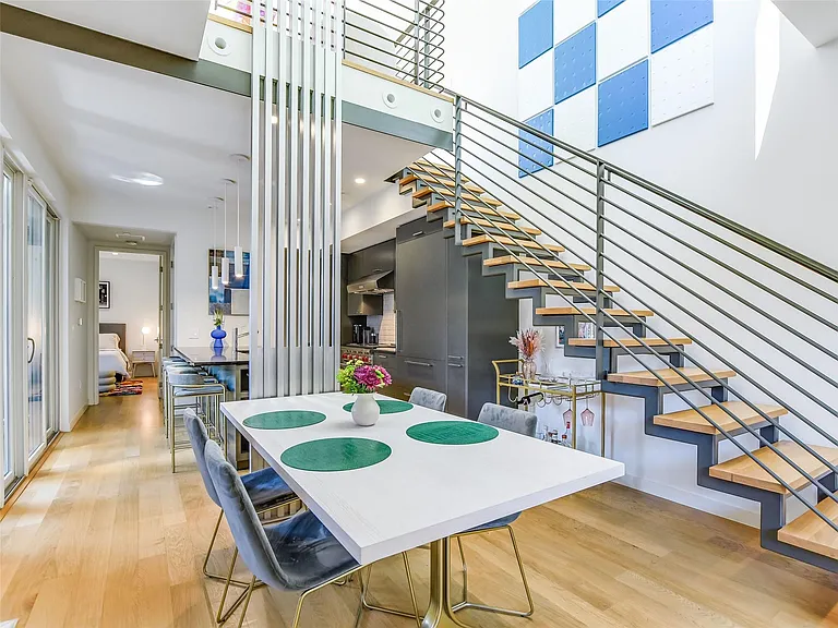 1603 Woodlawn Blvd #D — Photo 3