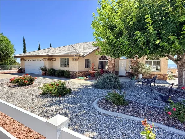 8535 Alta Mesa Rd, Oak Hills, CA 92344