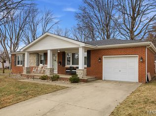 1261 13th St, Carlyle, IL