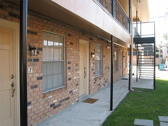 4th image of 4221 Eporia St APT 6
