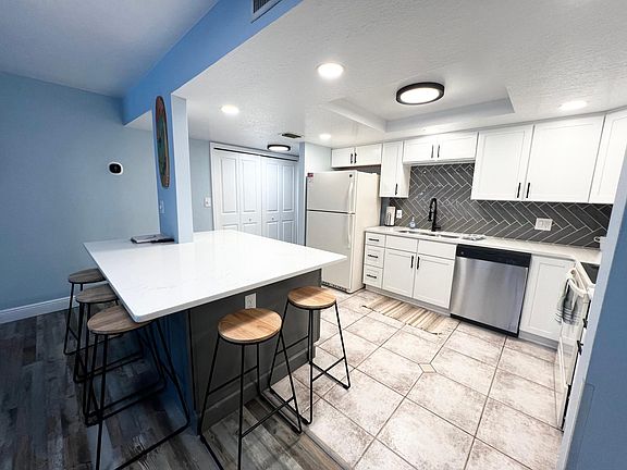 Spacious Kitchen with Ample Cabinetry