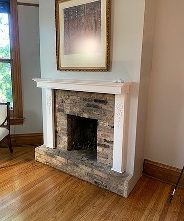 3rd image of 3844 N Kenmore Ave #2