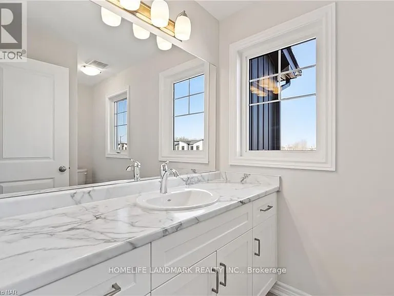 7129 Parsa St — Photo 17