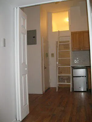 Rented by Tower Brokerage | media 19