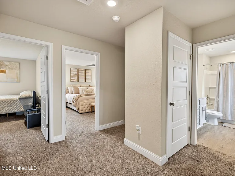 5438 Leeds Ln — Photo 28