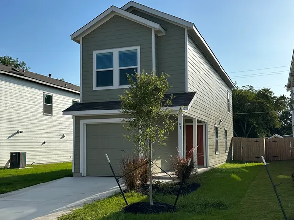 67 Trinity Cir, Lockhart, TX