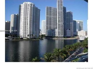 325 Biscayne Blvd #521, Miami, FL 33130