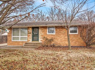 1901 Windsor St, Pekin, IL 61554
