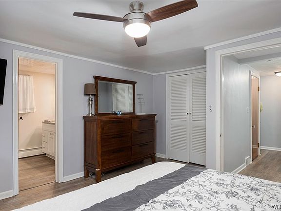4th image of 12 Fairfield Ave