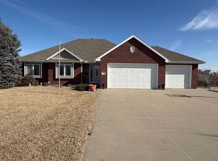 17557 Turnberry Rdg, Council Bluffs, IA 51503