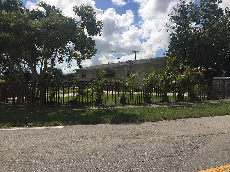 Corner Lot