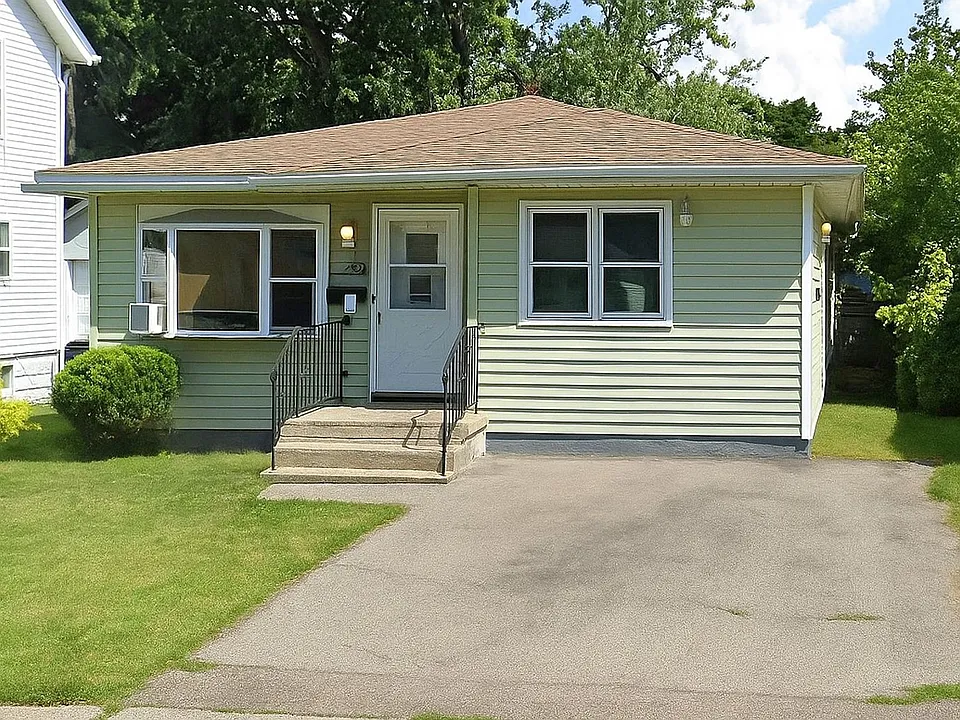 254 Ernst St