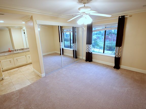 Master Bedroom, Water view