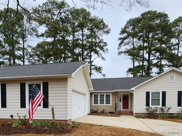 3824 Clearwater Dr, Fayetteville, NC 28311