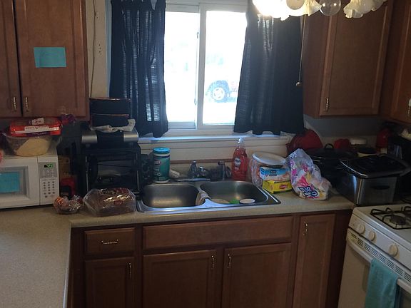 5th image of 17 Hawthorne Ct