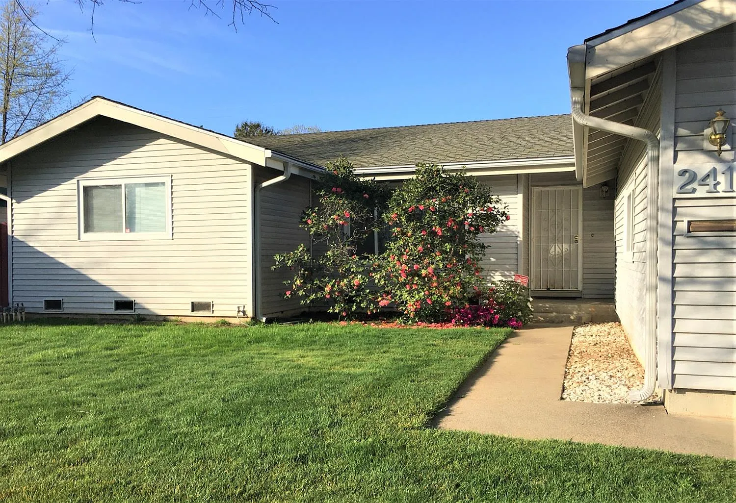 2416 Aramon Dr photo 1