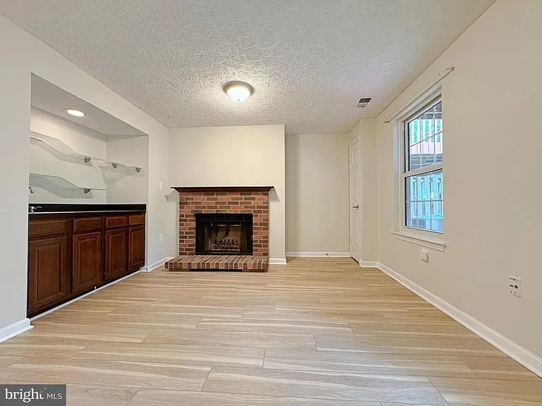 3946 Rosebay Ct — Photo 29