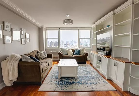 2nd image of 333 E 14th St APT 15D