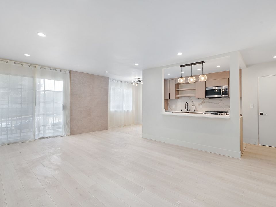 1st image of 3380 Vinton Ave APT 109