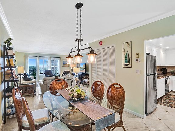 5th image of 405 N Ocean Boulevard #617