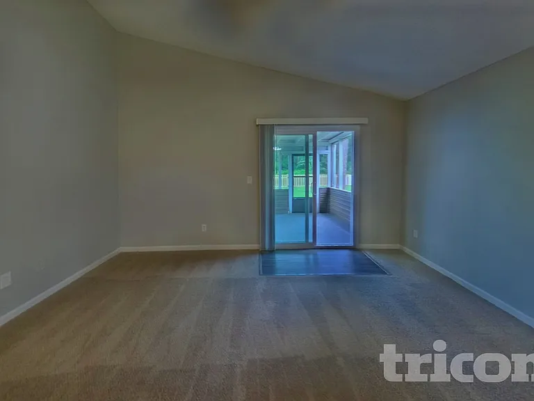 4231 Hanging Moss Dr — Photo 4