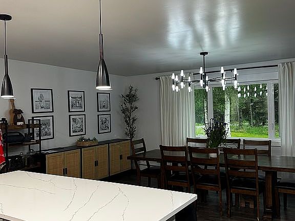3rd image of 2353 Alys Ave
