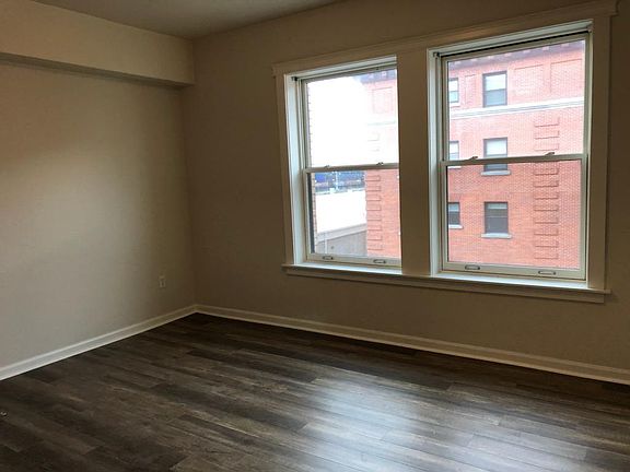 5th image of 1029 W 1st Ave APT 407