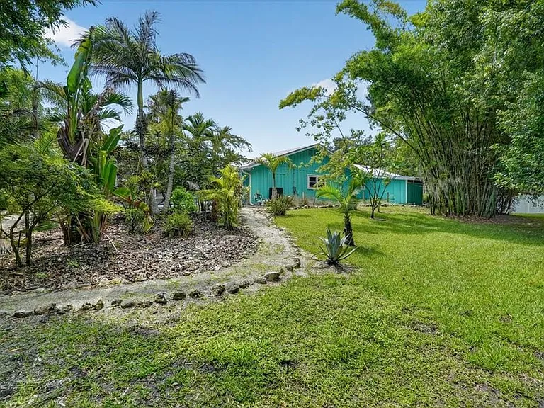 3282 Tobero Ln — Photo 39