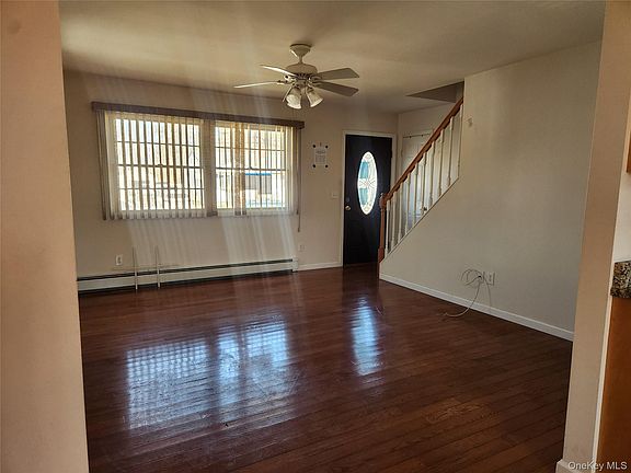4th image of 610 Bermuda Road