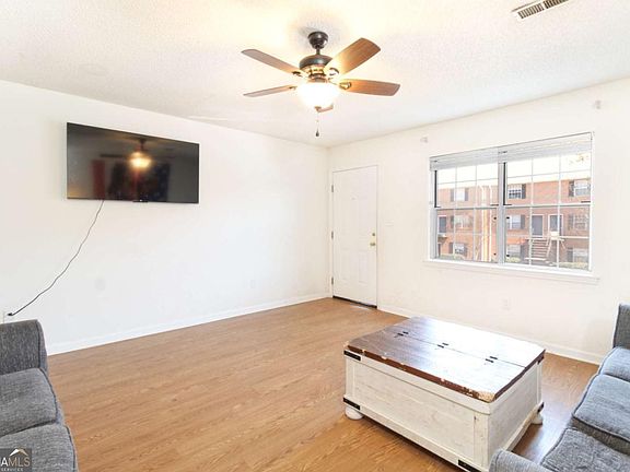 3rd image of 2165 Milledge Ave #E-7