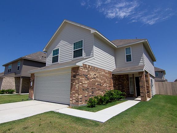 3rd image of 1013 Marquis Dr