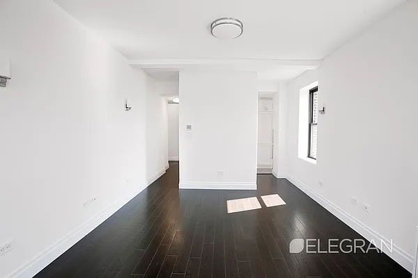 Rented by (Legacy) Elegran | media 21