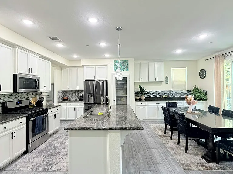 2276 Acero Ct — Photo 7