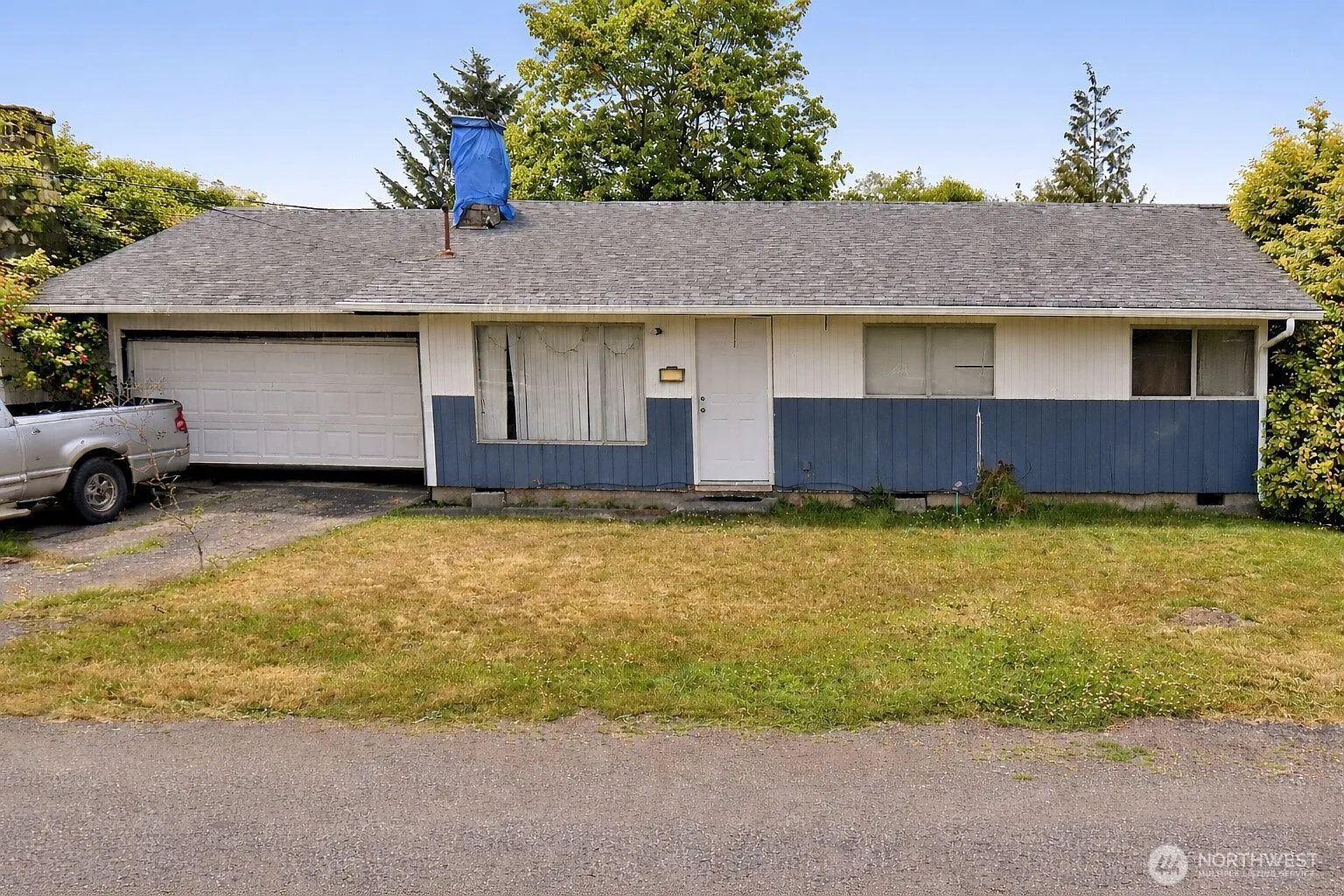 1100 Coolidge Road photo 1