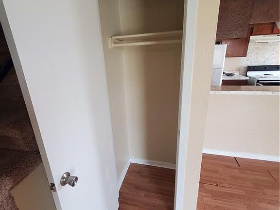 4th image of 1308 Covey Ln #A