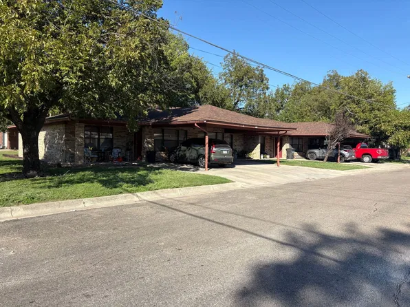 306 S Walnut St #208, Lampasas, TX 76550